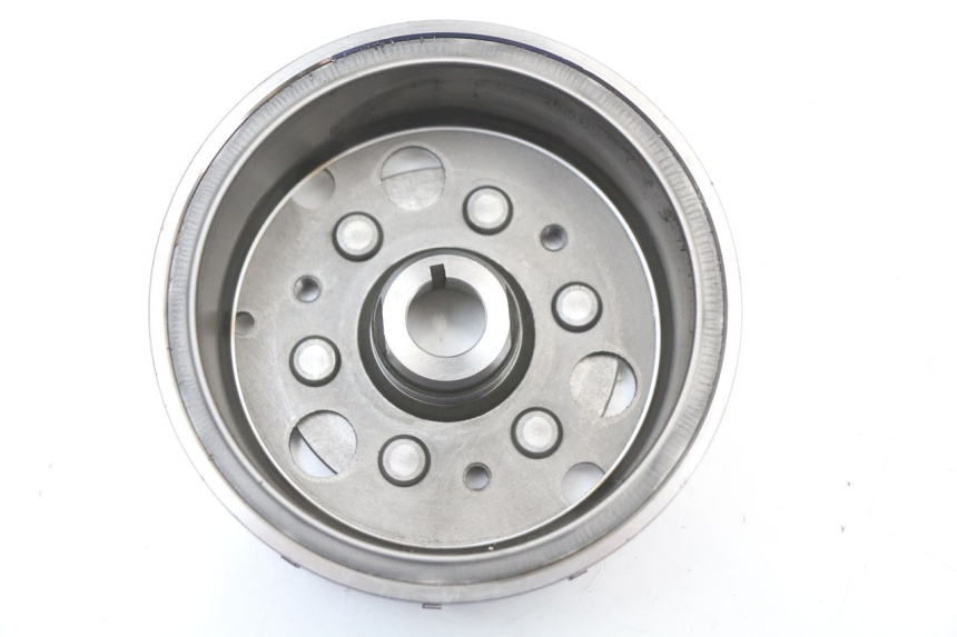 photo de ROTOR SUZUKI BURGMAN 125 (2007 - 2014) - Detalhe da peça