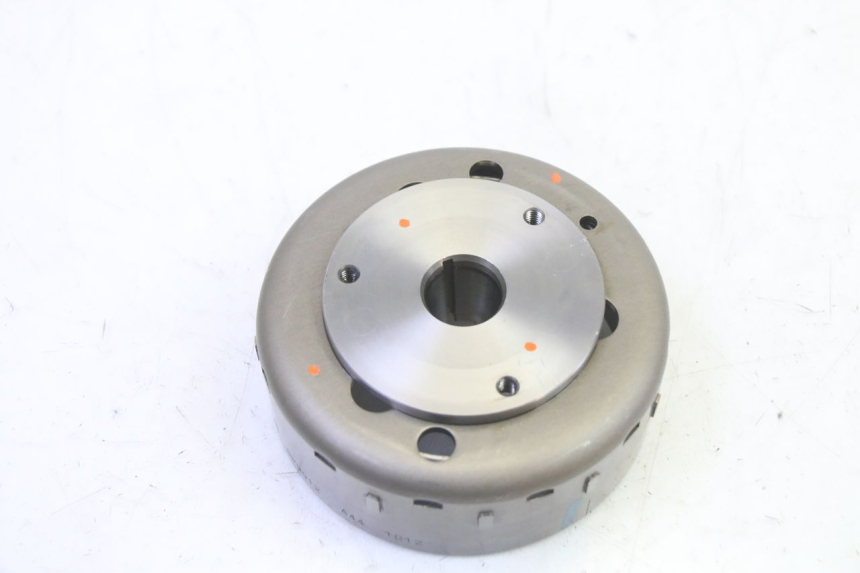 photo de ROTOR SUZUKI BURGMAN 125 (2007 - 2014) - Detalhe da peça