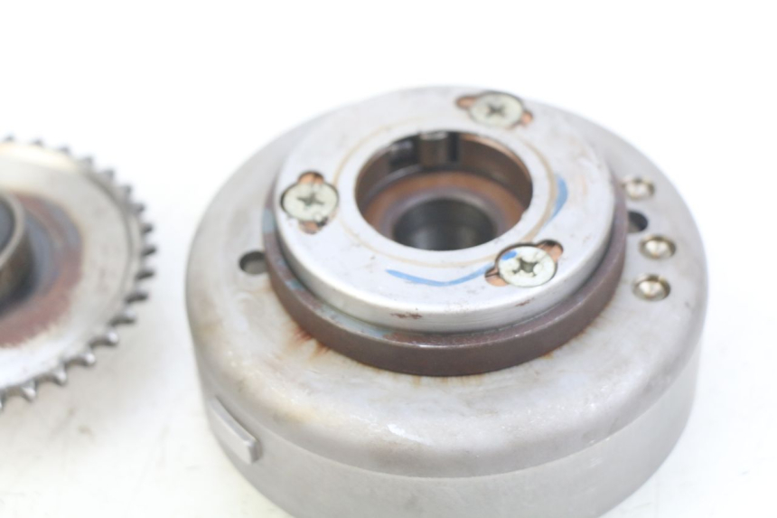 photo de ROTOR HONDA CM 125 (1983 - 2003) - Pontos de fixação
