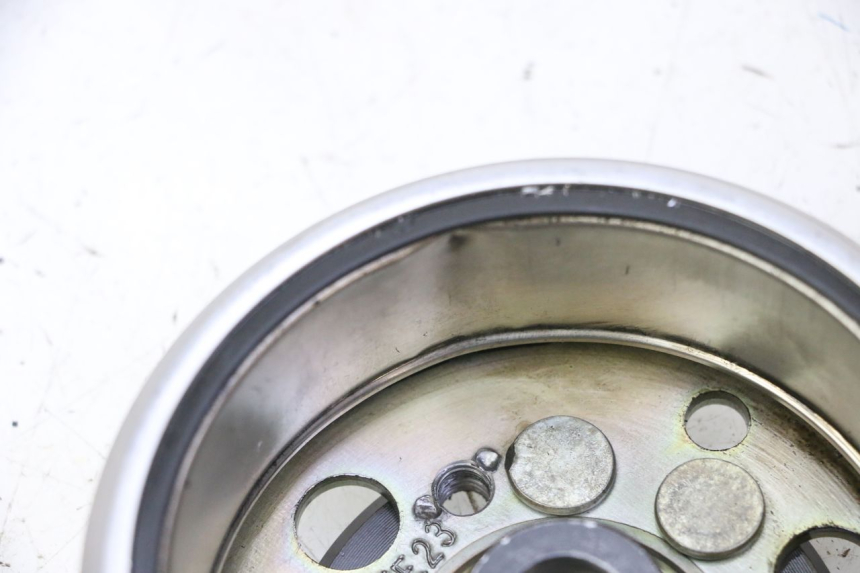 photo de ROTOR KYMCO GRAND DINK 125 (2008 - 2014) - Outro ângulo de visão
