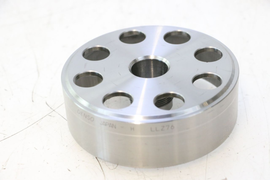 photo de ROTOR SUZUKI GSR 600 (2005 - 2012) - Detalhe da peça
