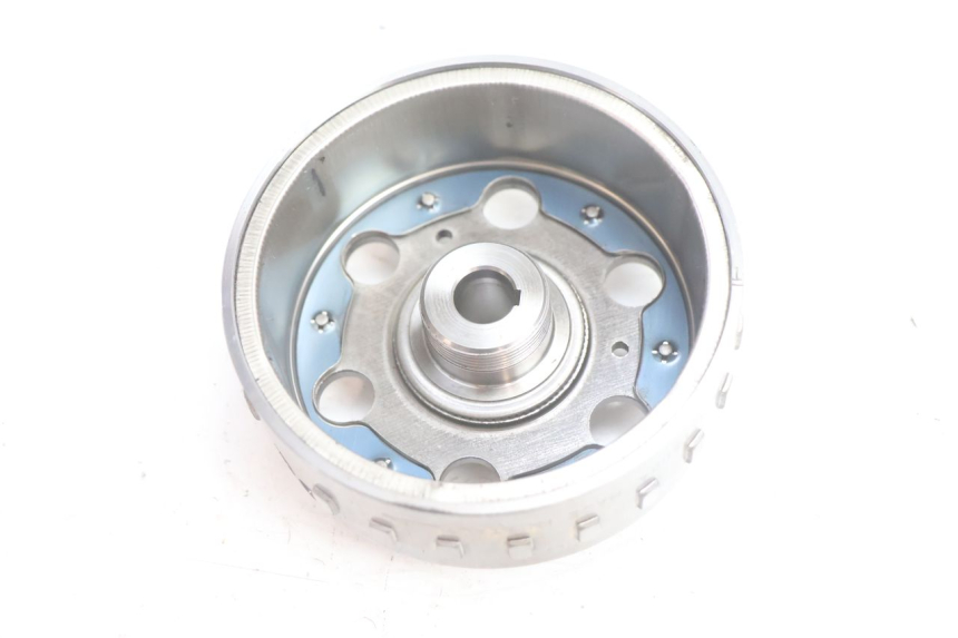 photo de ROTOR PEUGEOT SATELIS 125 (2006 - 2009) - Outro ângulo de visão
