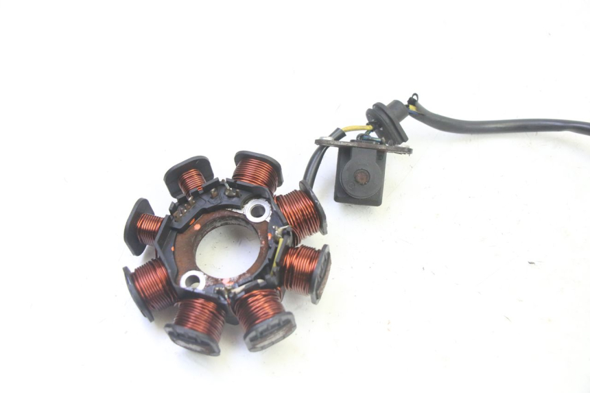 photo de ROTOR ESTATOR KYMCO AGILITY 4T 50 (2005 - 2018) - Outro ângulo de visão