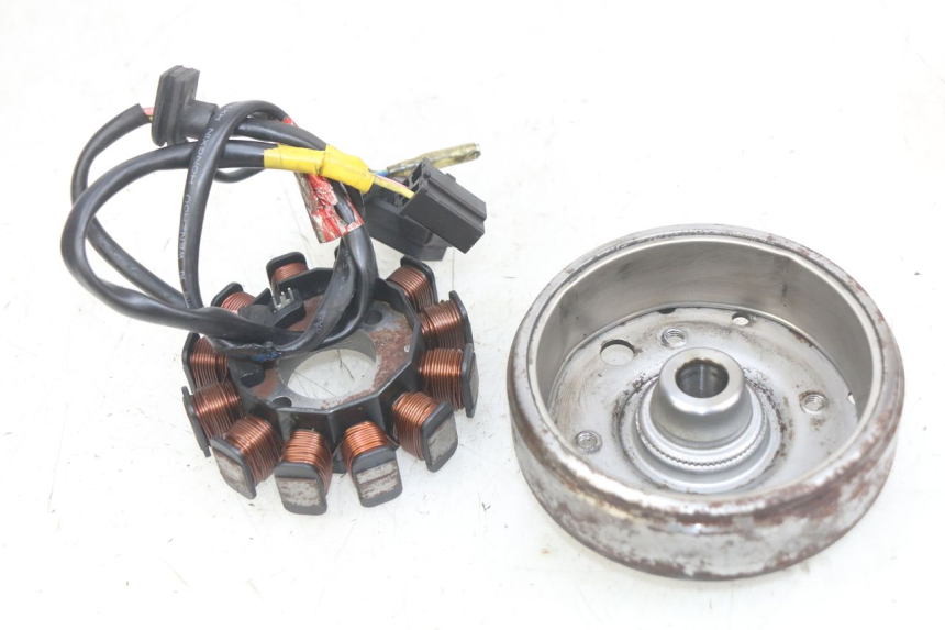 photo de ROTOR ESTATOR KYMCO AGILITY NAKED RENOUVO 2T 50 (2011 - 2018) - Ampliação técnica