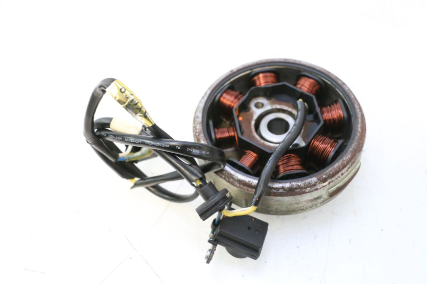 photo de ROTOR ESTATOR KYMCO AGILITY PREMIUM 50 (2007 - 2010) - Outro ângulo de visão