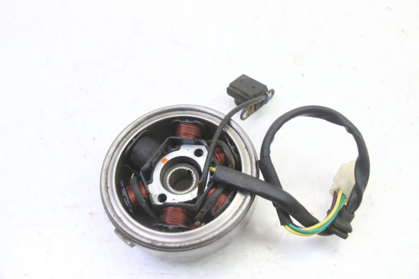 photo de ROTOR ESTATOR KEROX BAZOOKA 110 - Outro ângulo de visão