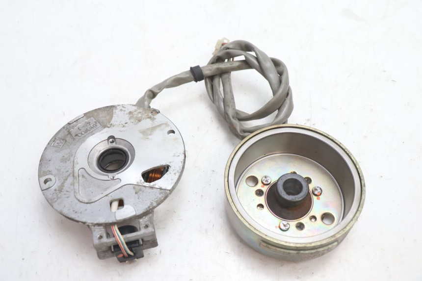 photo de ROTOR ESTATOR MBK BOOSTER SPIRIT 50 (2004 - 2017) - Detalhe da peça