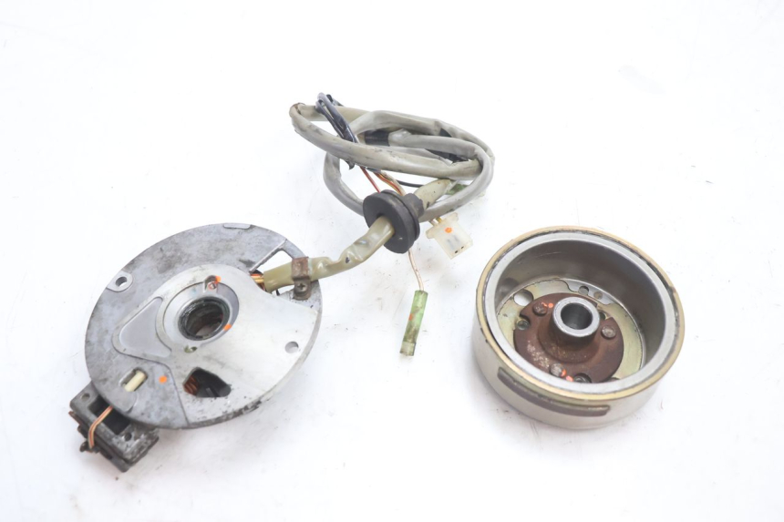 photo de ROTOR ESTATOR MBK BOOSTER SPIRIT 50 (1996 - 1999) - Detalhe da peça