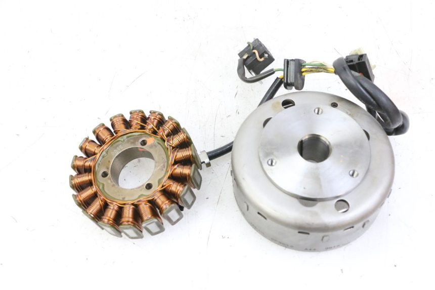 photo de ROTOR ESTATOR SUZUKI BURGMAN 125 (2007 - 2014) - Peça verificada