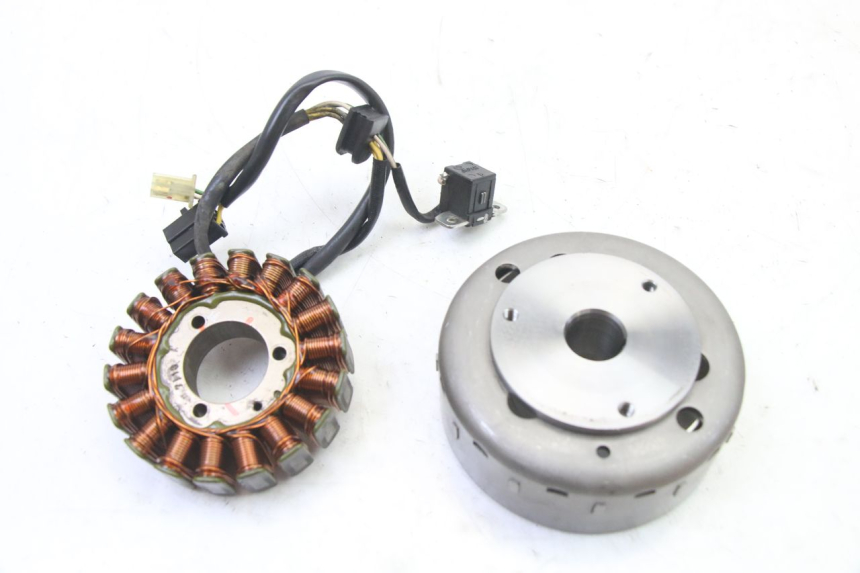 photo de ROTOR ESTATOR SUZUKI BURGMAN 125 (2007 - 2014) - Vista principal