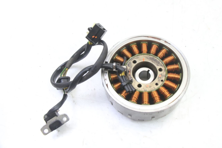 photo de ROTOR ESTATOR SUZUKI BURGMAN 125 (2007 - 2014) - Zoom do estado de desgaste