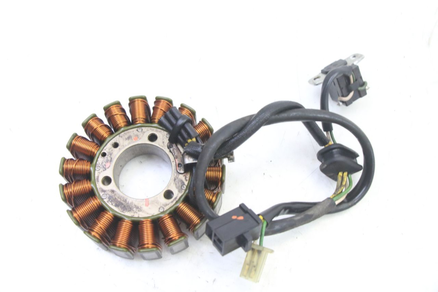 photo de ROTOR ESTATOR SUZUKI BURGMAN 125 (2007 - 2014) - Pontos de fixação