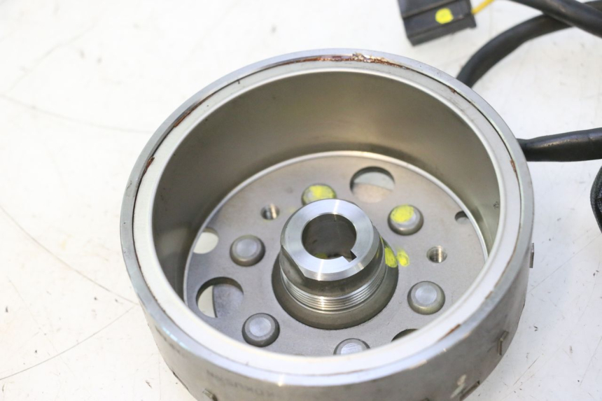 photo de ROTOR ESTATOR SUZUKI BURGMAN 125 (2007 - 2014) - Imagem adicional