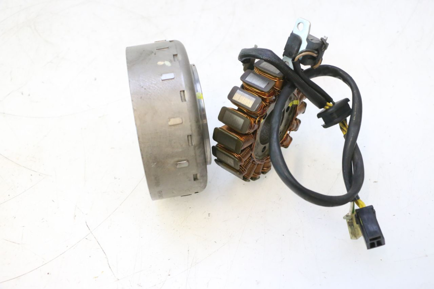 photo de ROTOR ESTATOR SUZUKI BURGMAN 125 (2007 - 2014) - Pontos de fixação