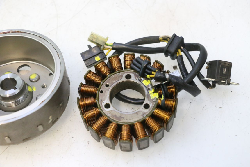 photo de ROTOR ESTATOR SUZUKI BURGMAN 125 (2007 - 2014) - Marcações e referências