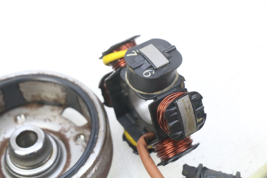 photo de ROTOR ESTATOR PEUGEOT BUXY 50 (1993 - 1998) - Zoom do estado de desgaste