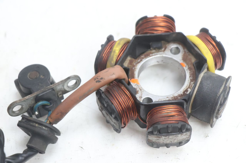 photo de ROTOR ESTATOR PEUGEOT BUXY 50 (1993 - 1998) - Estado da superfície