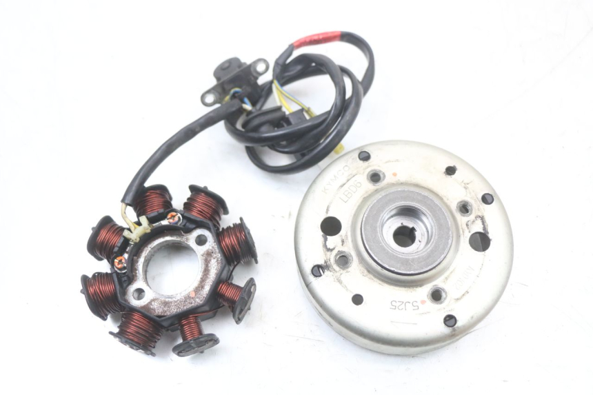 photo de ROTOR ESTATOR KYMCO DINK 4T 50 (2007 - 2018) - Vista principal