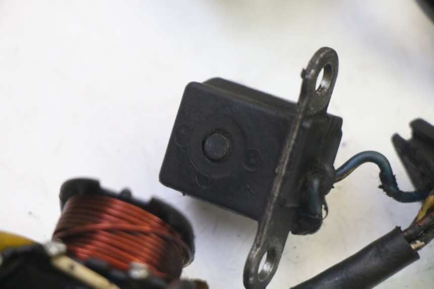 photo de ROTOR ESTATOR PEUGEOT ELYSTAR 50 (2002 - 2014) - Estado da superfície
