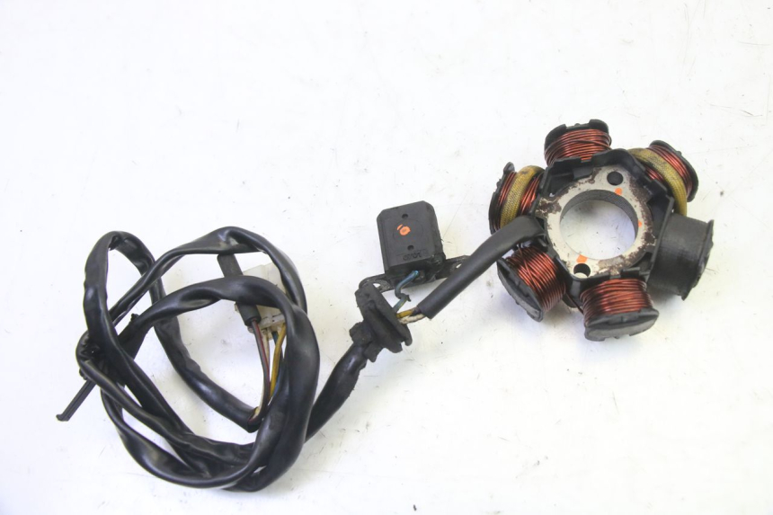 photo de ROTOR ESTATOR PEUGEOT ELYSTAR 50 (2002 - 2014) - Marcações e referências