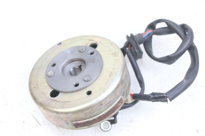 photo de ROTOR ESTATOR TNT MOTOR FASTINO 4T 50 (2013 - 2019) - Detalhe da peça