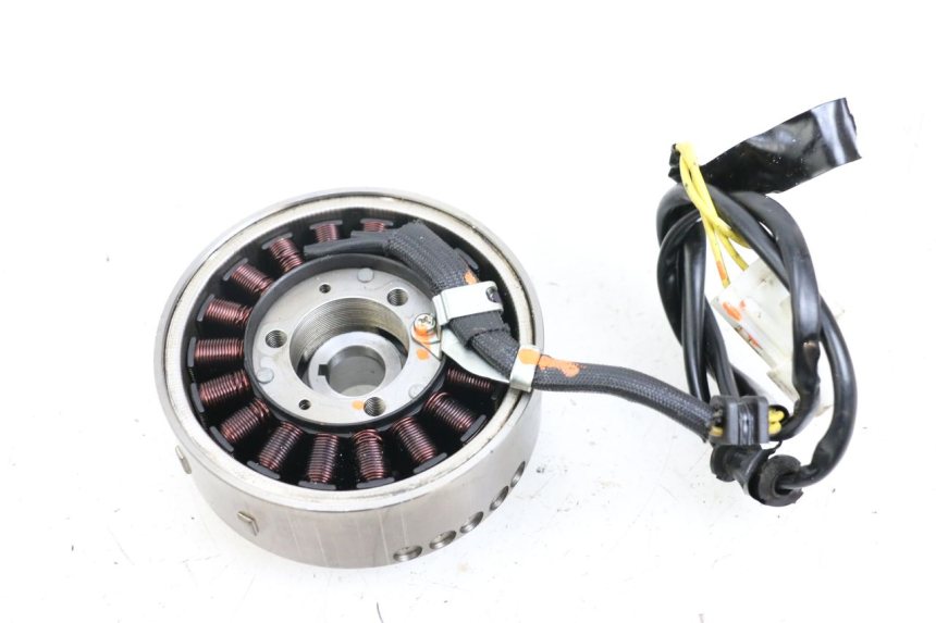 photo de ROTOR ESTATOR HONDA FES S-WING SWING ABS 125 (2007 - 2015) - Zoom do estado de desgaste