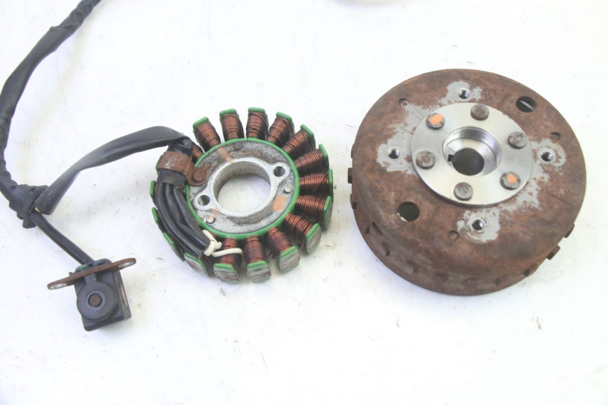 photo de ROTOR ESTATOR SYM FIDDLE 3 III 125 (2014 - 2020) - Detalhe da peça