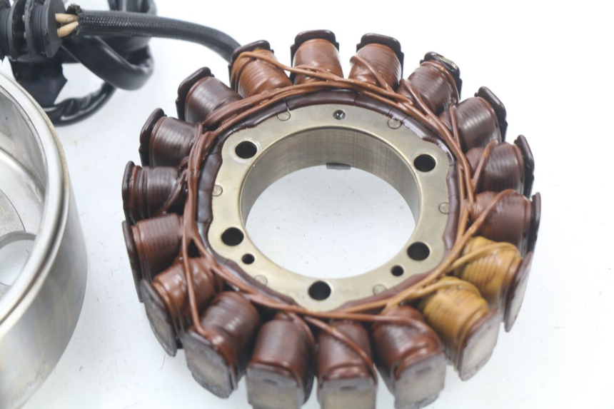 photo de ROTOR ESTATOR YAMAHA FJR ABS 1300 (2006 - 2012) - Estado da superfície