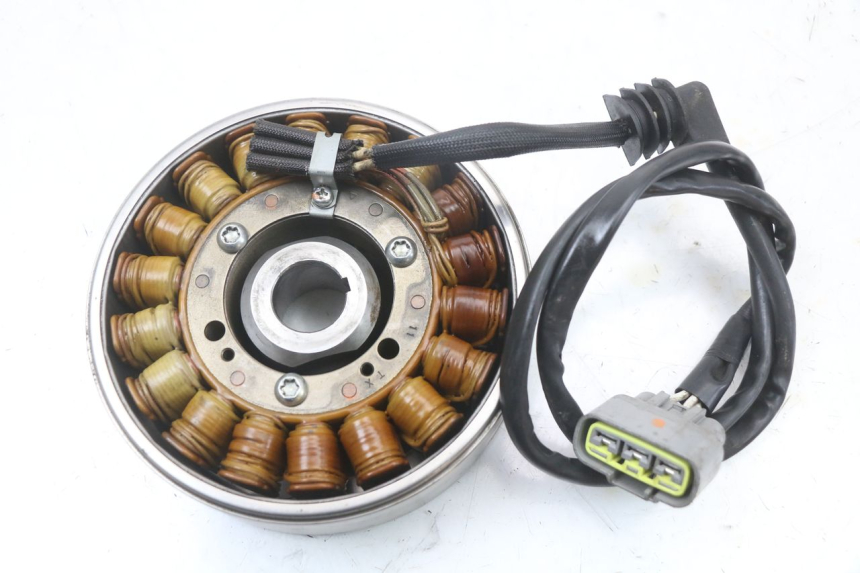 photo de ROTOR ESTATOR YAMAHA FJR ABS 1300 (2006 - 2012) - Zoom do estado de desgaste