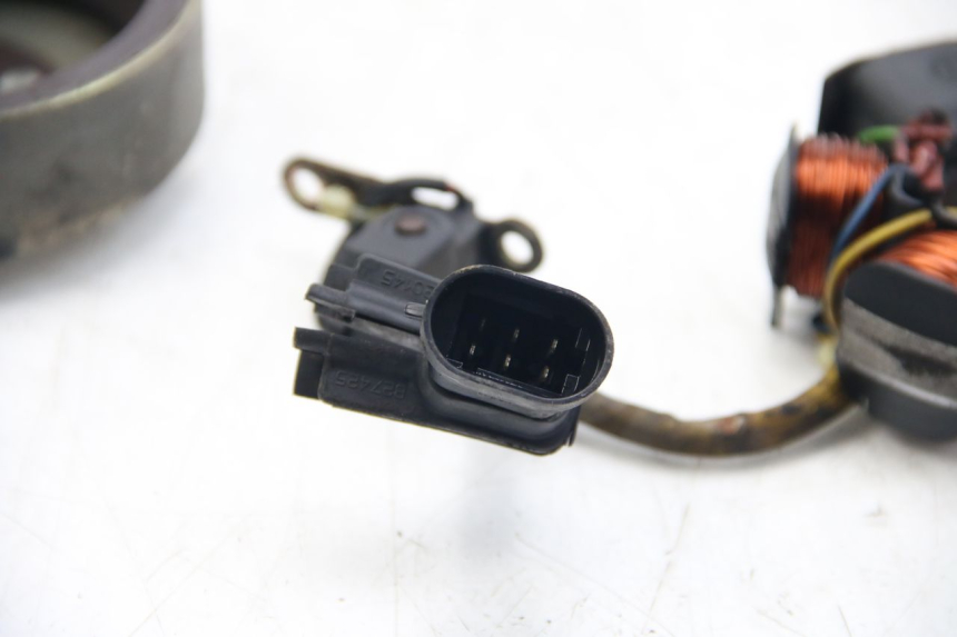 photo de ROTOR ESTATOR PIAGGIO FLY 2T 50 (2004 - 2017) - Pontos de fixação