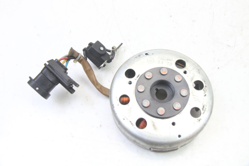 photo de ROTOR ESTATOR PIAGGIO FLY 2T 50 (2004 - 2017) - Zoom do estado de desgaste
