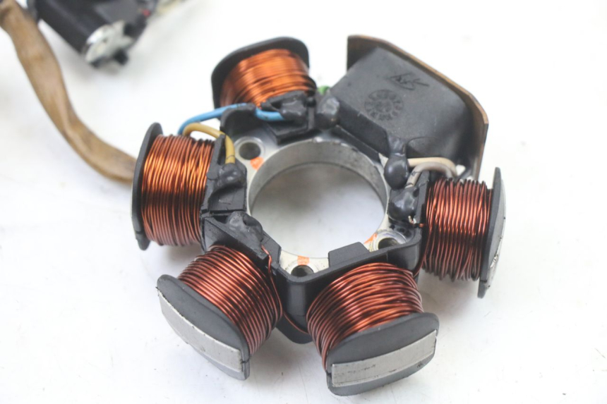 photo de ROTOR ESTATOR PIAGGIO FLY 2T 50 (2004 - 2017) - Estado da superfície