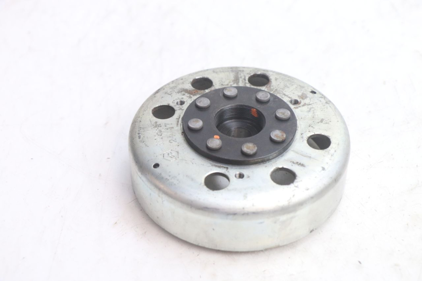 photo de ROTOR ESTATOR PIAGGIO FLY 2T 50 (2004 - 2017) - Estado da superfície