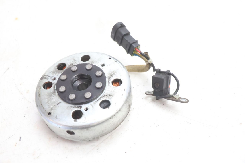 photo de ROTOR ESTATOR PIAGGIO FLY 2T 50 (2004 - 2017) - Zoom do estado de desgaste