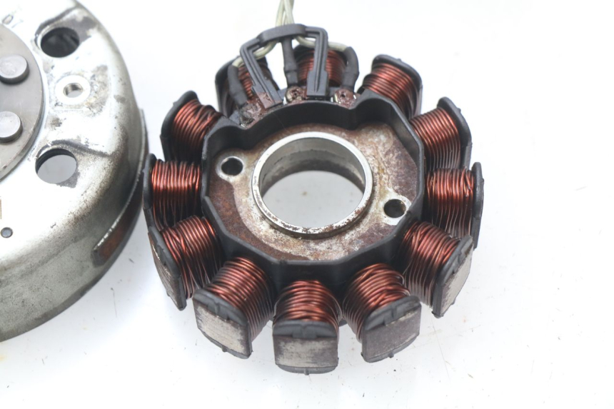 photo de ROTOR ESTATOR PIAGGIO FLY 125 (2005 - 2012) - Marcações e referências