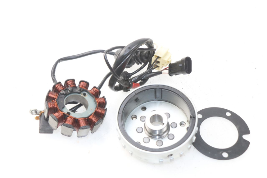 photo de ROTOR ESTATOR PIAGGIO FLY IE 125 (2012 - 2017) - Vista principal