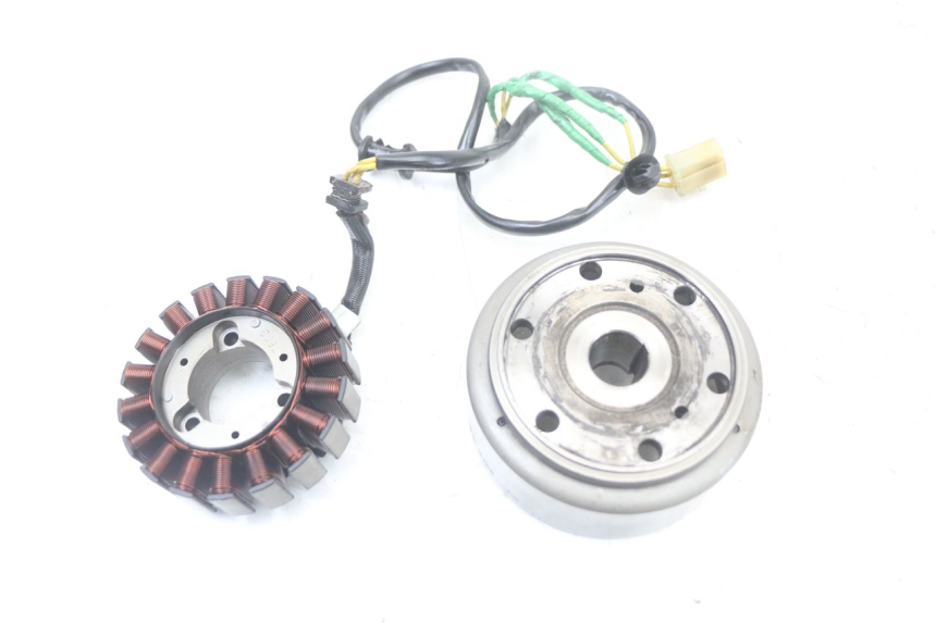 photo de ROTOR ESTATOR HONDA NES AROBASE 125 (2000 - 2003) - Detalhe da peça
