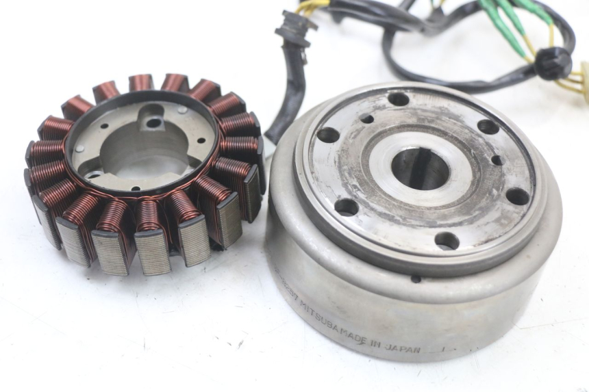 photo de ROTOR ESTATOR HONDA NES AROBASE 125 (2000 - 2003) - Zoom do estado de desgaste
