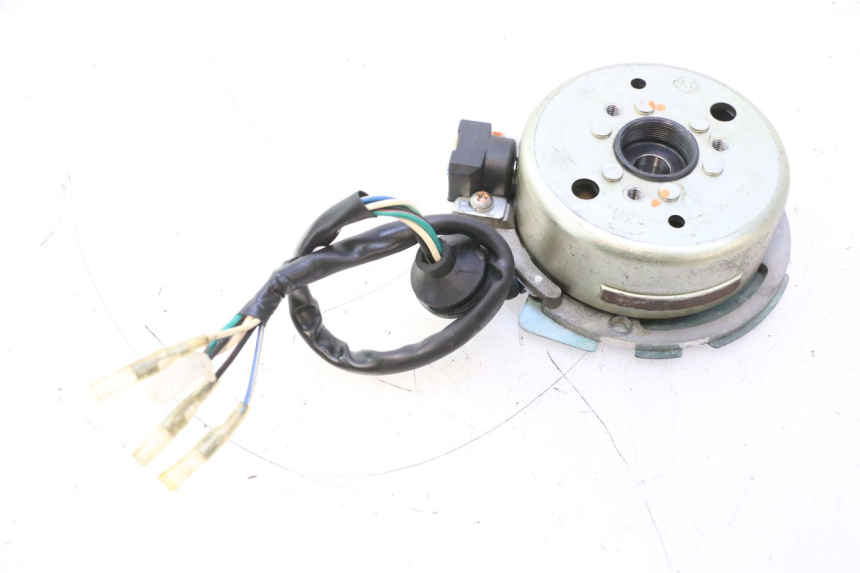photo de ROTOR ESTATOR KEEWAY HURRICANE 50 (2006 - 2019) - Detalhe da peça