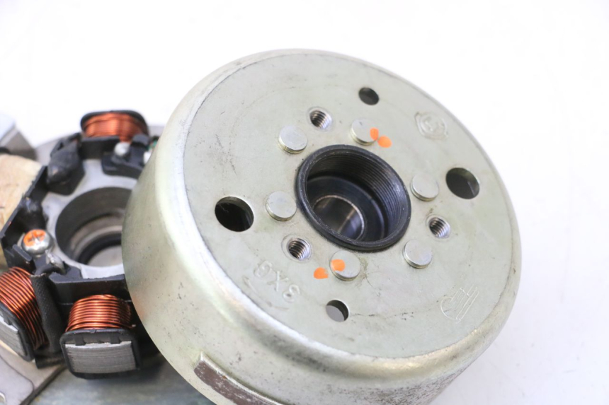 photo de ROTOR ESTATOR KEEWAY HURRICANE 50 (2006 - 2019) - Marcações e referências