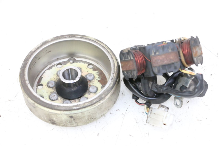 photo de ROTOR ESTATOR PEUGEOT KISBEE 2T 50 (2010 - 2017) - Vista do produto