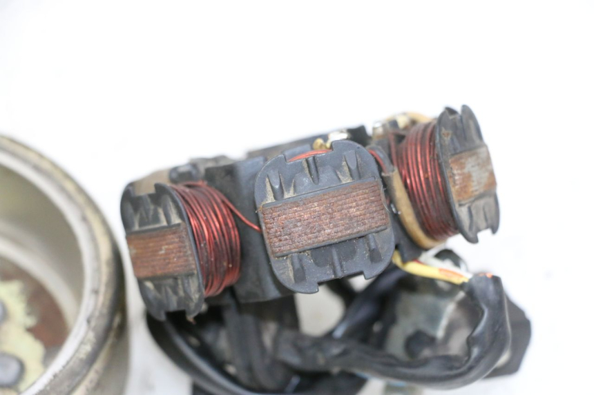 photo de ROTOR ESTATOR PEUGEOT KISBEE 2T 50 (2010 - 2017) - Detalhes característicos