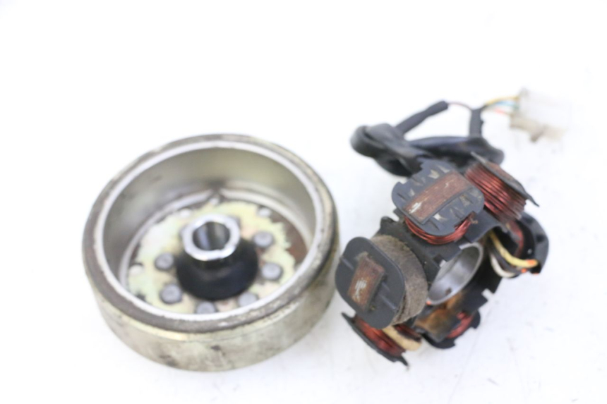 photo de ROTOR ESTATOR PEUGEOT KISBEE 2T 50 (2010 - 2017) - Ampliação técnica