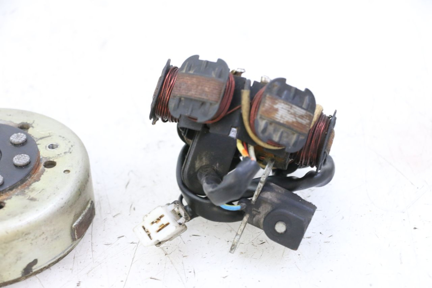 photo de ROTOR ESTATOR PEUGEOT KISBEE 2T 50 (2010 - 2017) - Peça verificada
