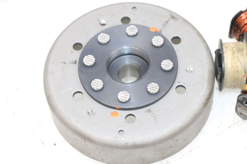 photo de ROTOR ESTATOR PEUGEOT KISBEE 2T 50 (2010 - 2017) - Vista do produto