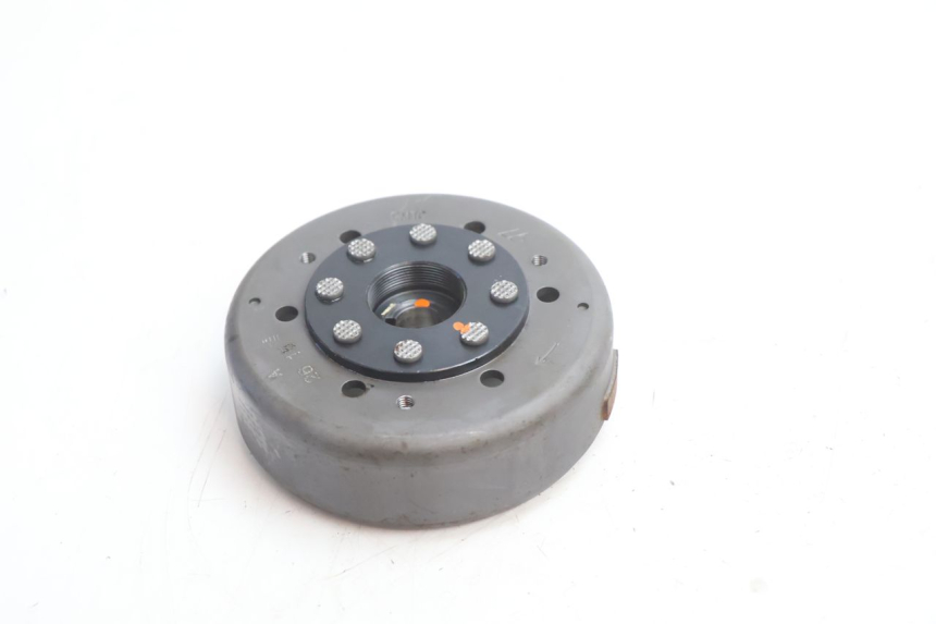 photo de ROTOR ESTATOR PEUGEOT KISBEE 2T 50 (2010 - 2017) - Estado da superfície