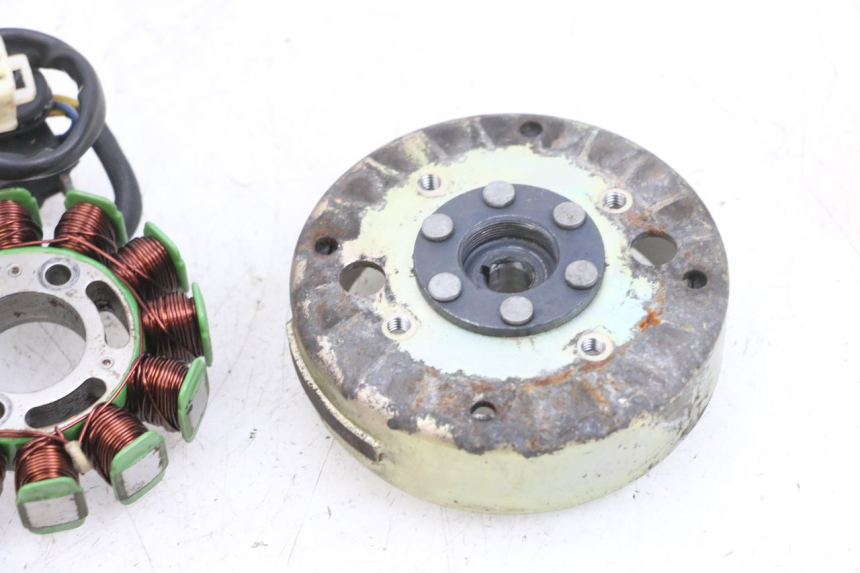 photo de ROTOR ESTATOR PEUGEOT KISBEE 4T 50 (2018 - 2022) - Estado da superfície