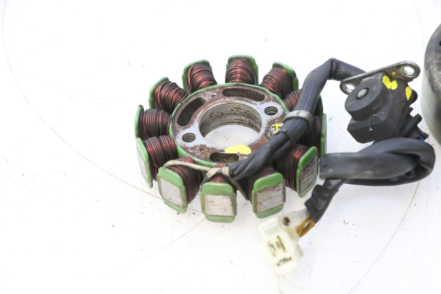 photo de ROTOR ESTATOR PEUGEOT KISBEE 4T 50 (2018 - 2022) - Estado da superfície