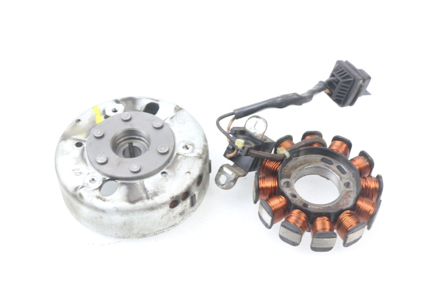 photo de ROTOR ESTATOR PIAGGIO LIBERTY 4T 50 (2004 - 2008) - Vista principal
