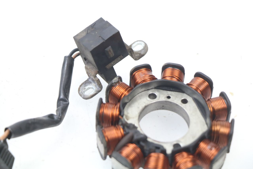 photo de ROTOR ESTATOR PIAGGIO LIBERTY 4T 50 (2004 - 2008) - Zoom do estado de desgaste